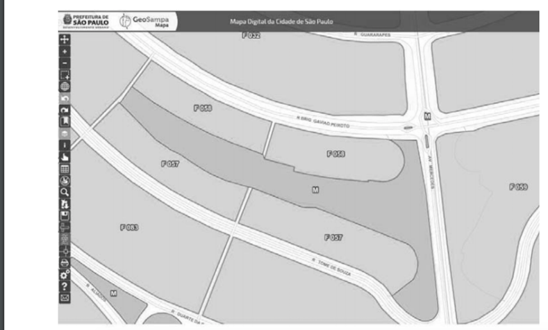 Area pública entre Av. Mercedes, Tomé de Souza e Av. Gavião Peixoto. 