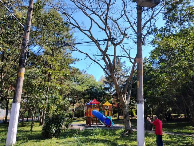 praça da Rua Edmundo Amaral Valente, Parque Munhoz, Campo Limpo