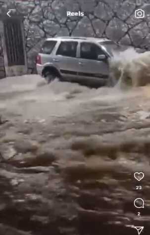 AGUAS PLUVIAIS NA RUA AGUAS DE LINDOIA 