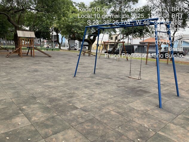 PLAYGROUND DA PRAÇA PROFº MÁRIO BULCÃO