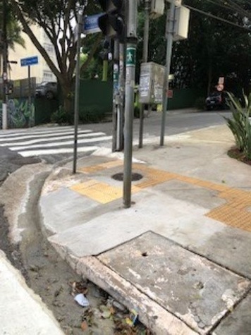 Galeno concreto na via 1