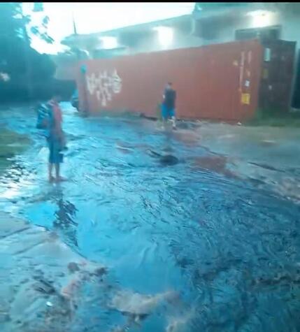 Corrego transbordando