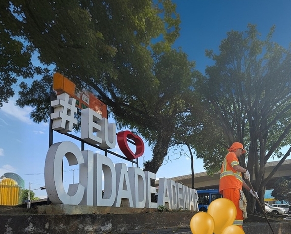 Melhoria das Calçadas e Iluminação no Entorno da Praça John Forsell